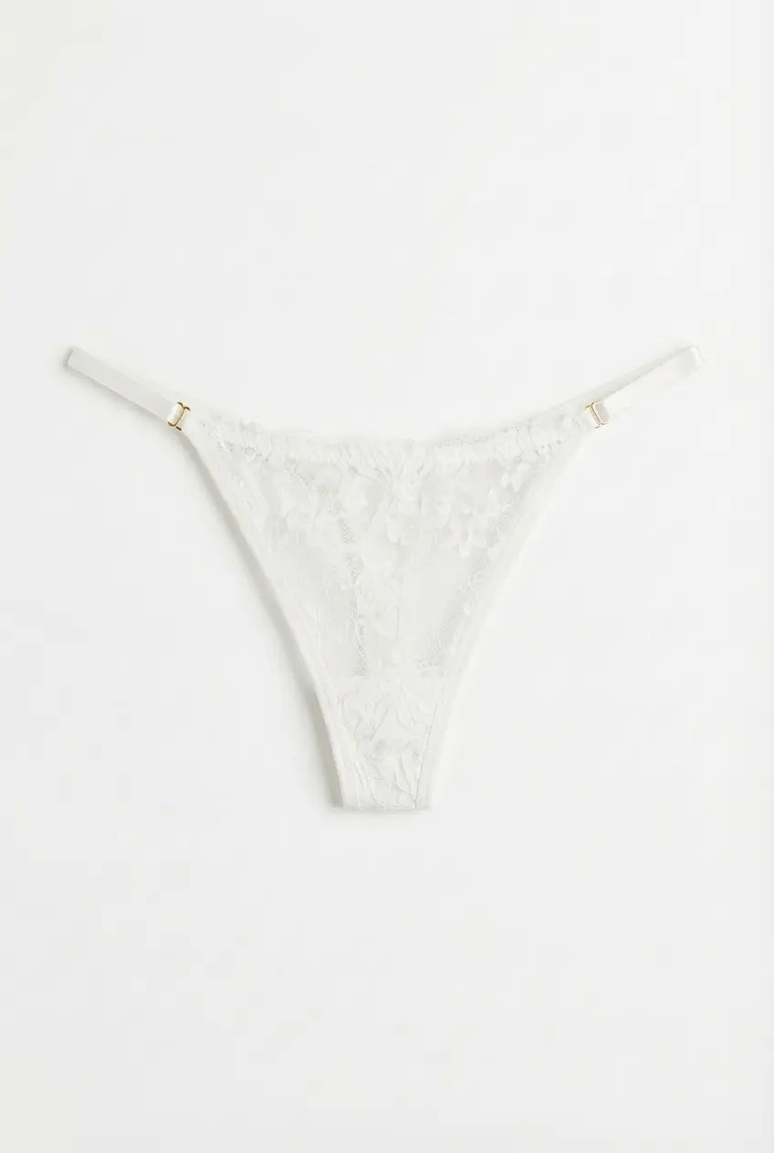 Blush Lace™ | High-Cut String in Weiss