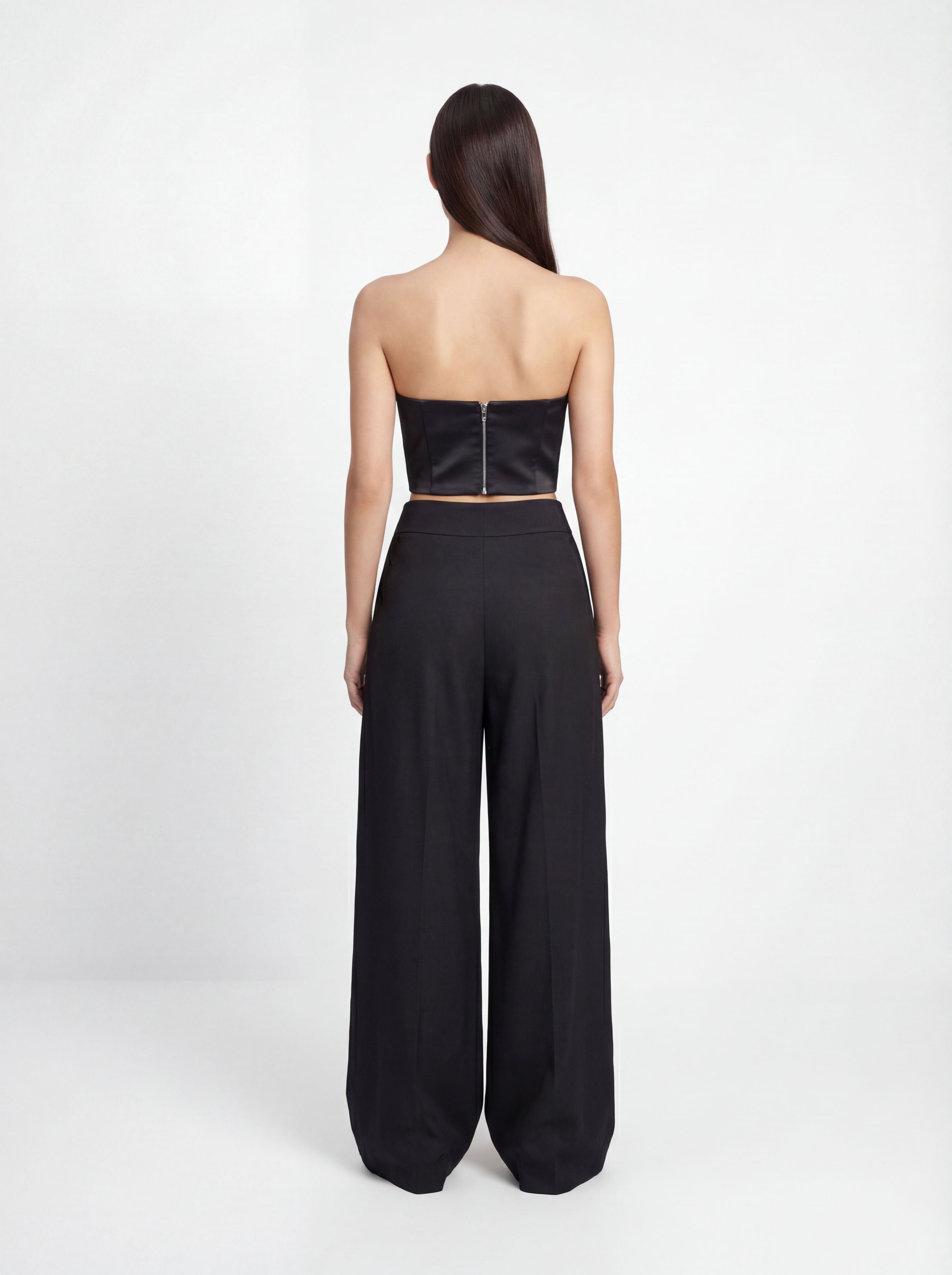 Noiréa™ | Weite Plissee-Hose in Schwarz