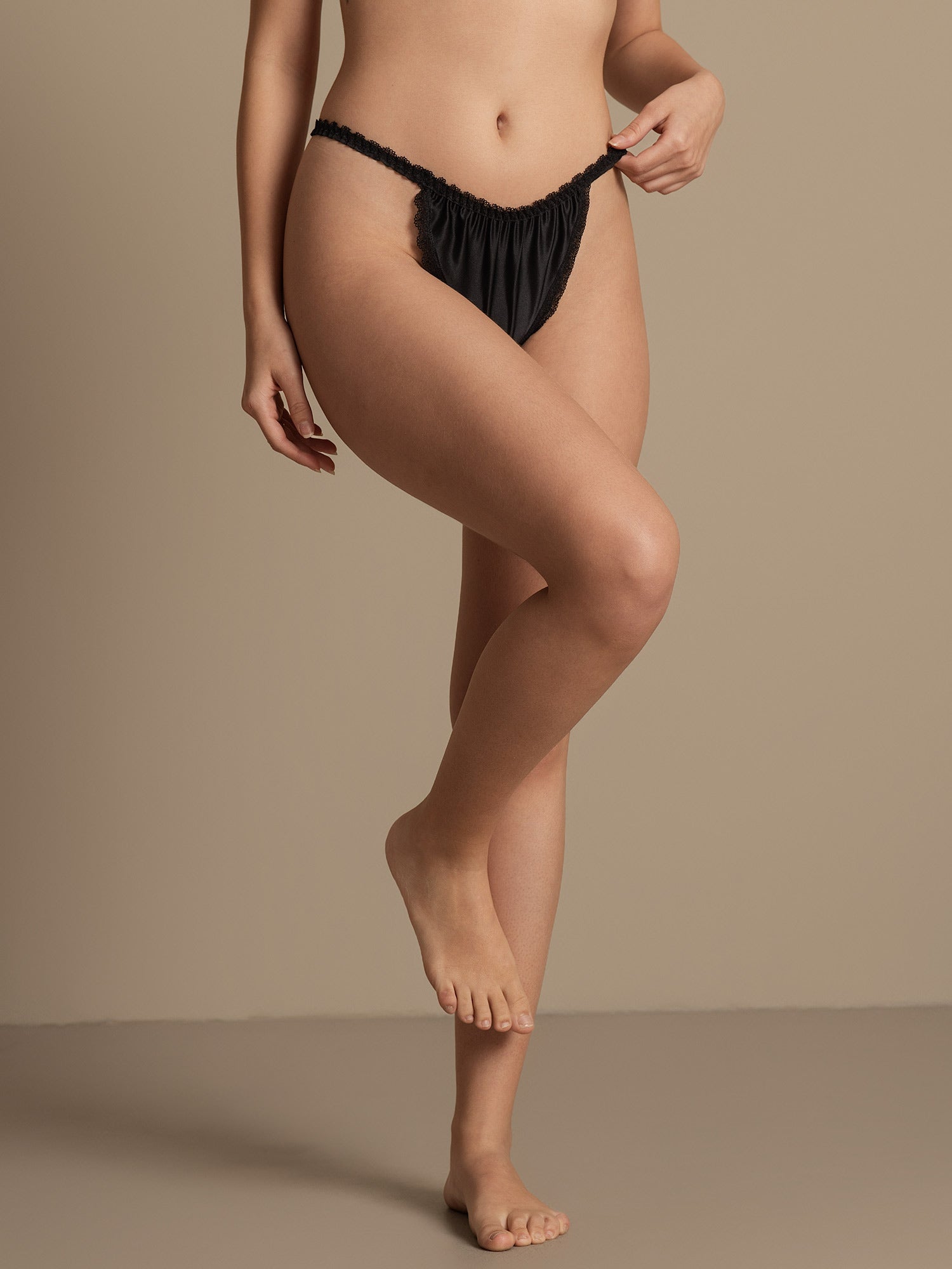 Silk Lace™ | Maulbeerseiden-Slip Low-Rise mit Spitzenbesatz