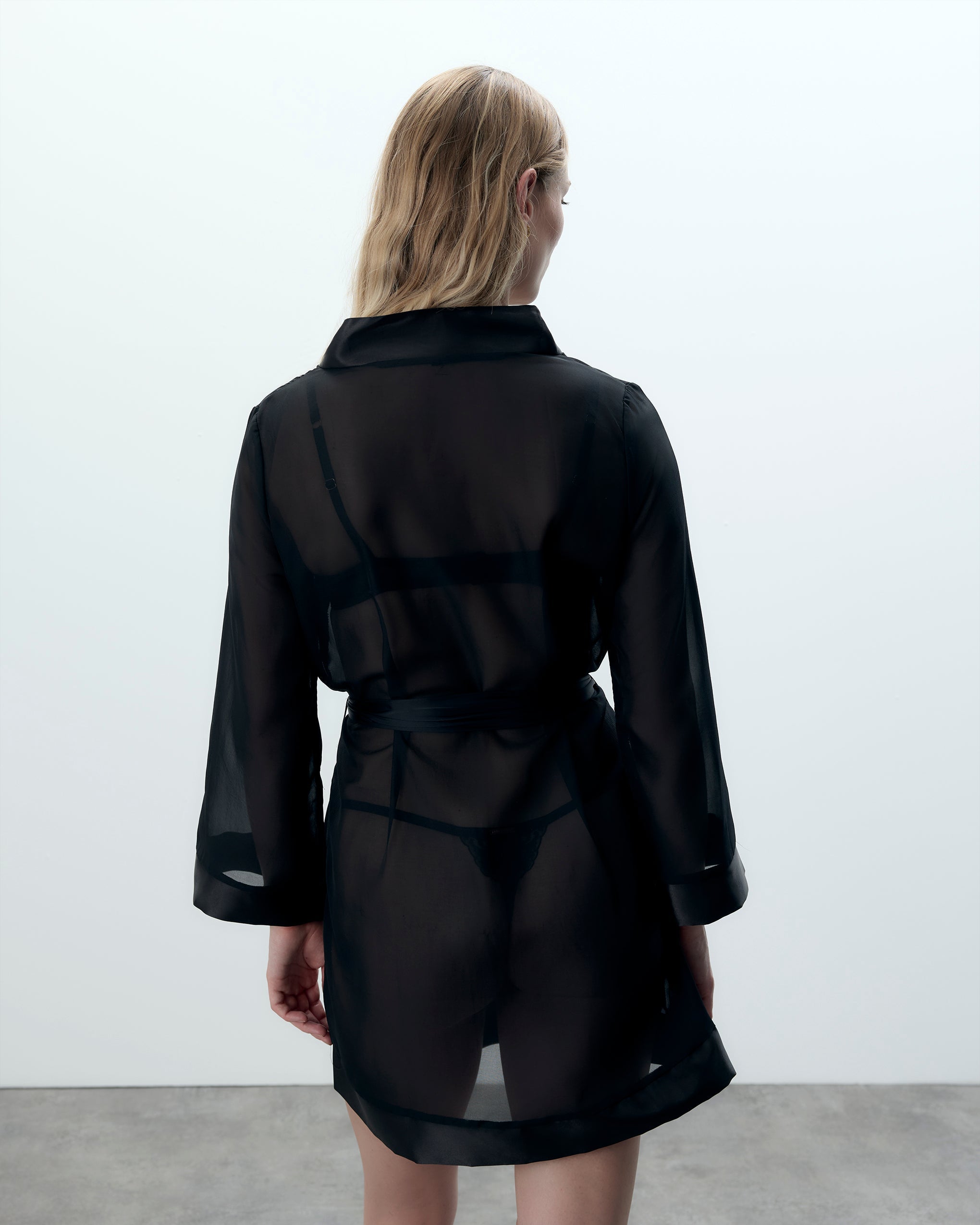 Bluebella™ | Chiffon-Kimono mit Satinbesatz