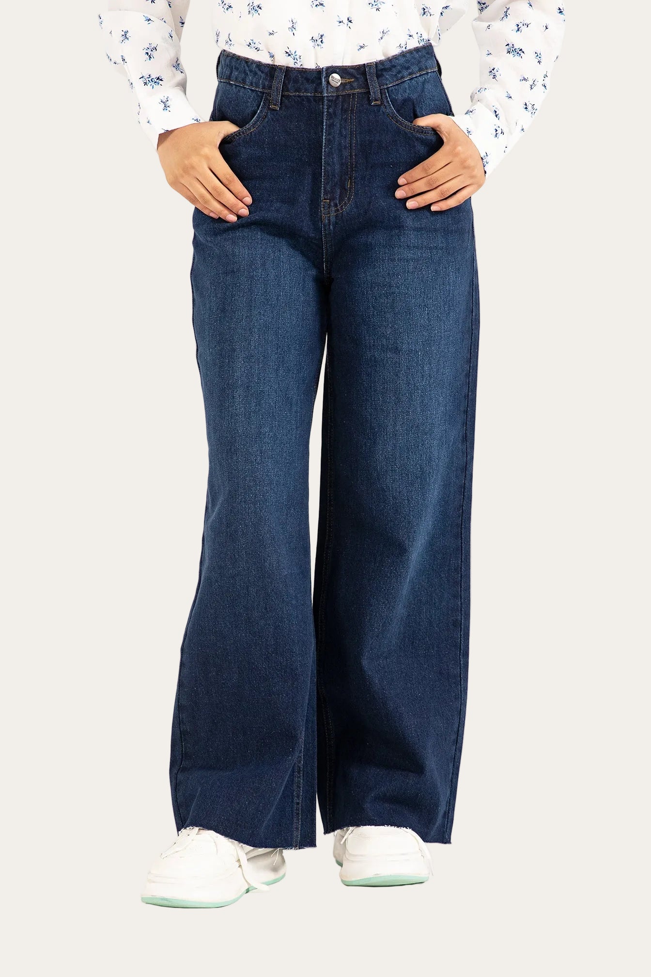 Deep Indigo Flow™ | High-Rise Wide-Leg Jeans in Dunkelblau