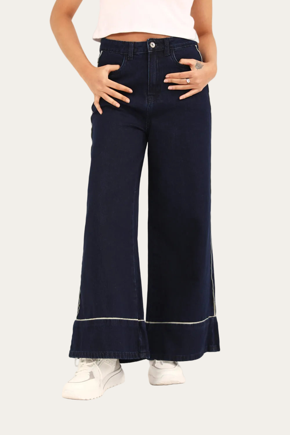 Urban Ease™ | High-Waist Wide-Leg Jeans mit Kontrastsaum in Dunkelblau