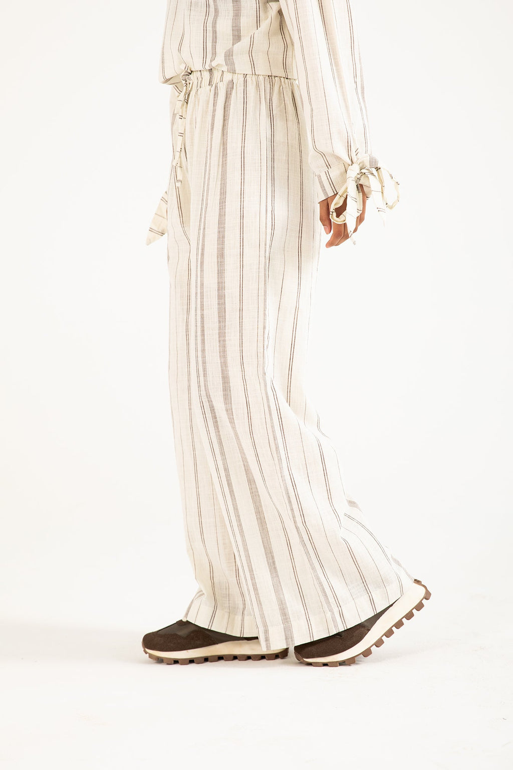 Ivory Breeze™ – Wide Leg Stripe Hose