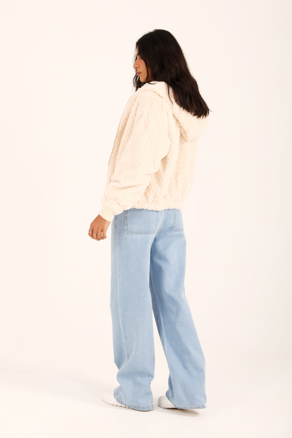 Ivéra™ | Strukturierte Jacke in Off-White mit Kapuze