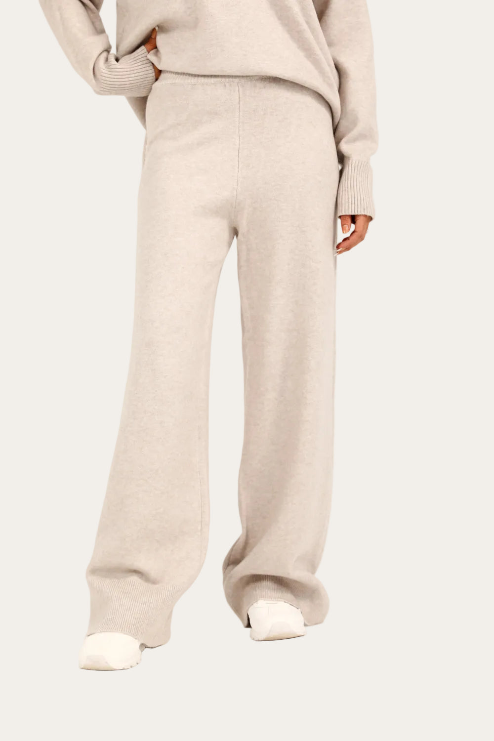 Soft Knit™ | Wide-Leg Strickhose in Hellgrau