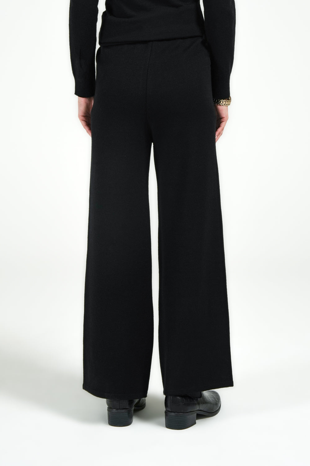 Soft Knit™ | Wide-Leg Strickhose in Schwarz