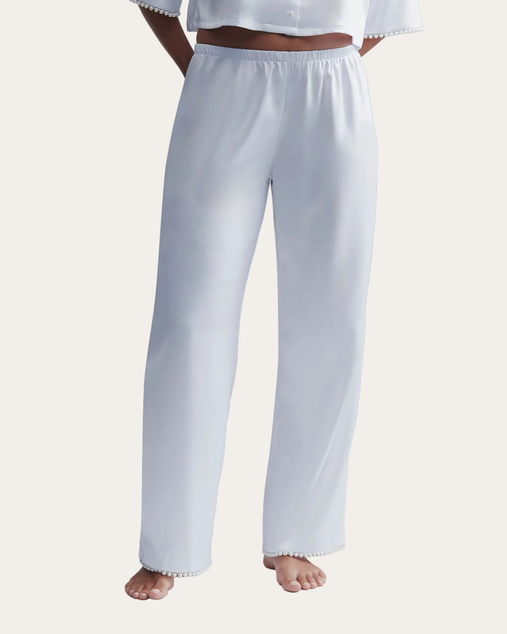 Pearl Satin™ | Luxus-Satinhose mit Perlenbesatz