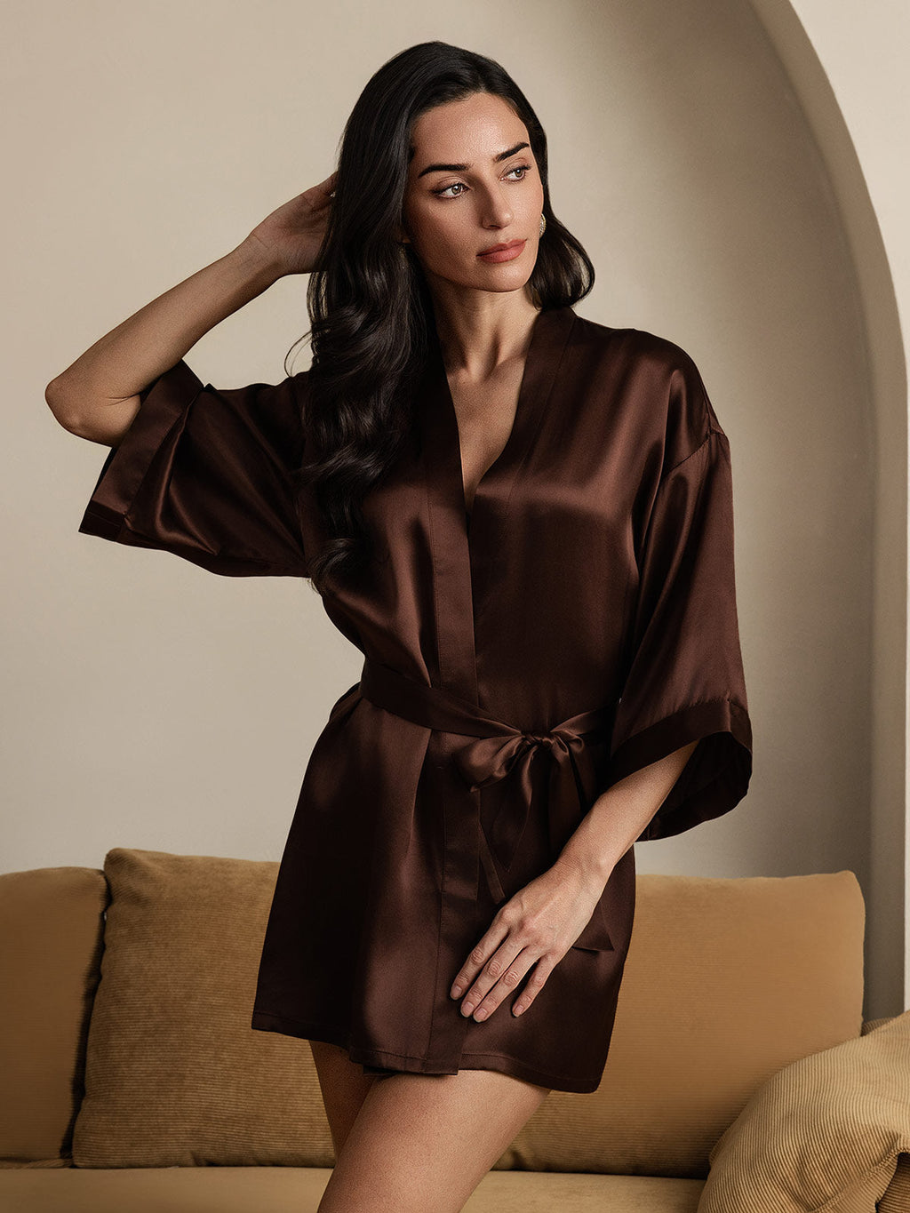Silk Elegance™ | Seiden-Robe mit Volantärmeln