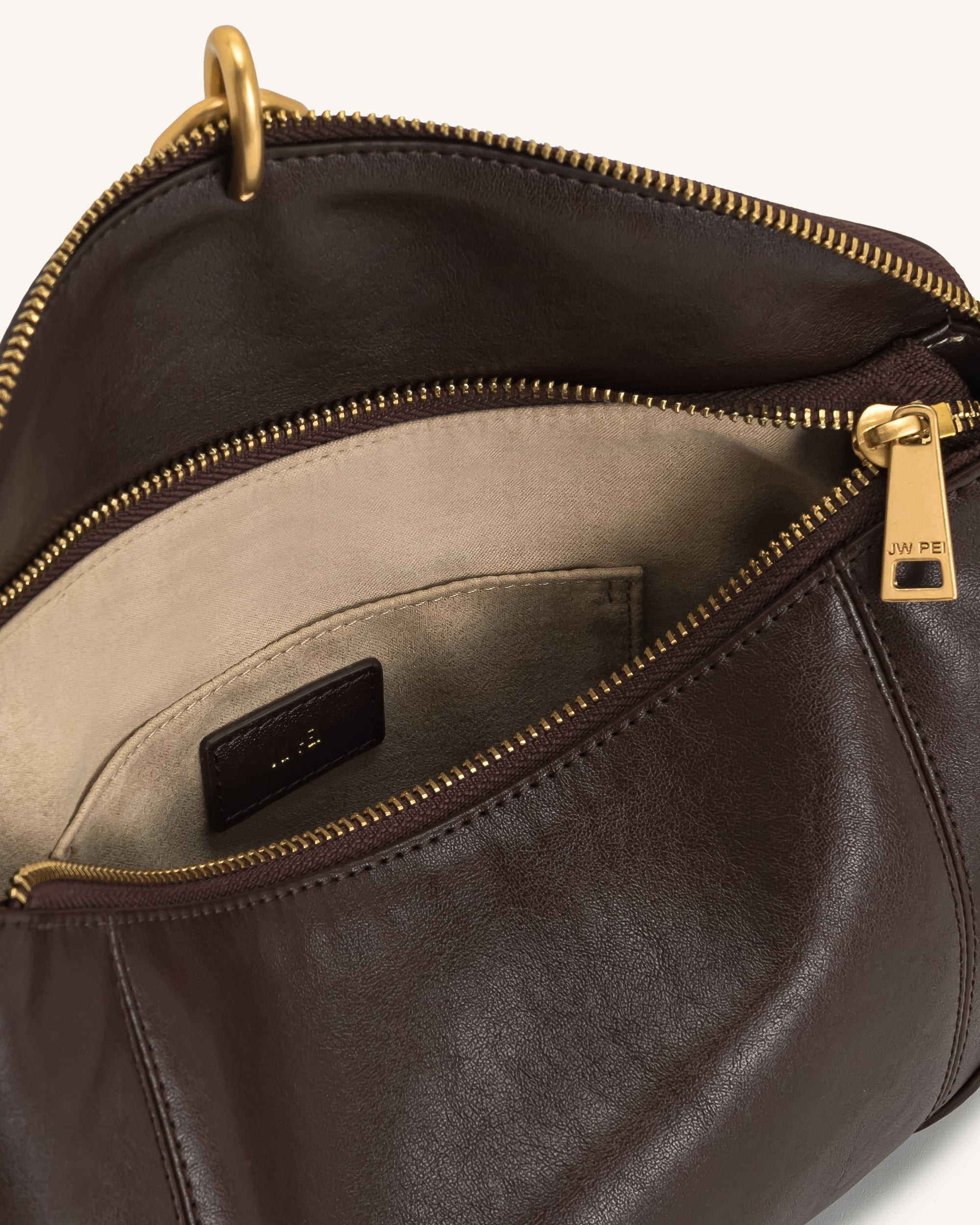 Hilary™ | Schulter-Tasche in Dunkelbraun