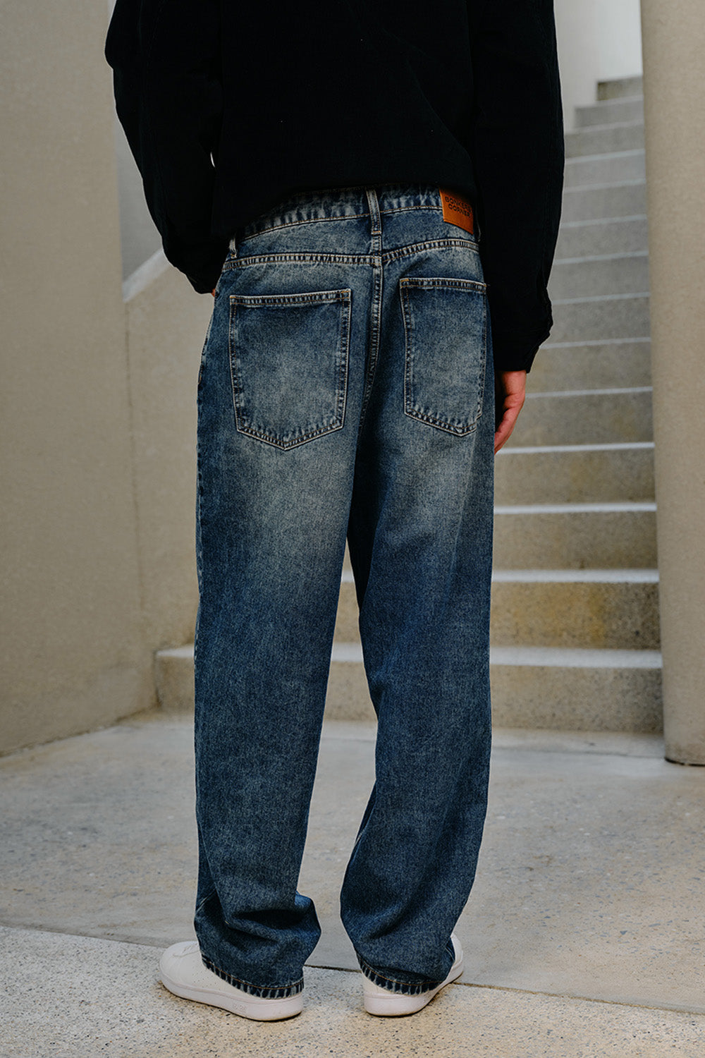 Arial™ | Wide Leg Jeans in Indigo Blue