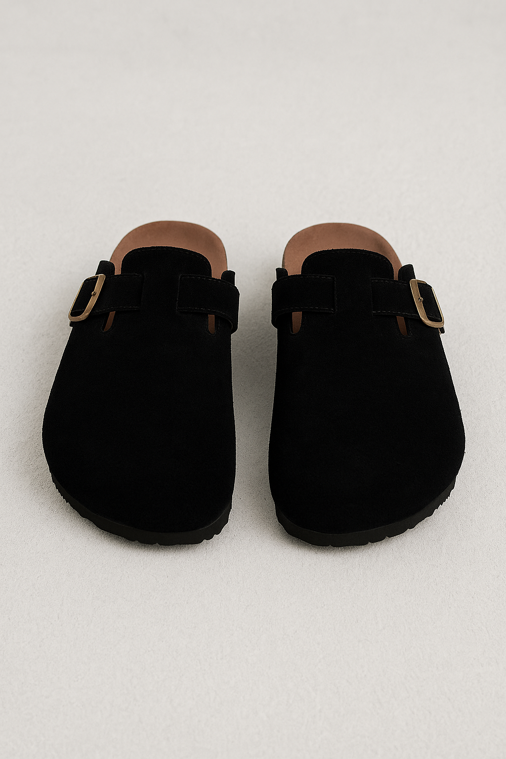 Mira™ Clogs
