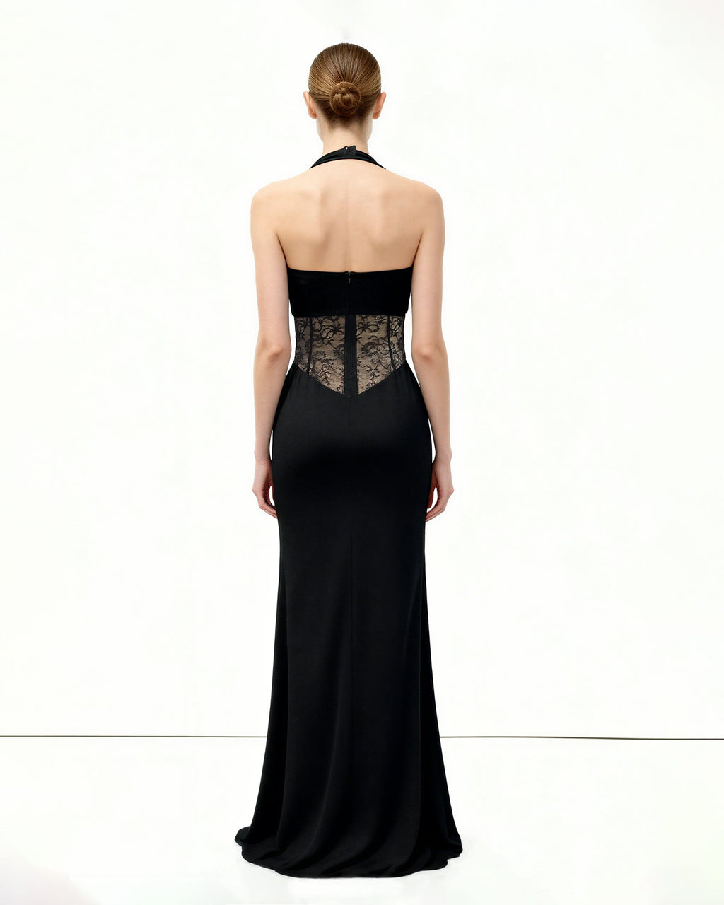 Elise™ | Maxikleid mit Raffung & Spitzenpanelen – Schwarz