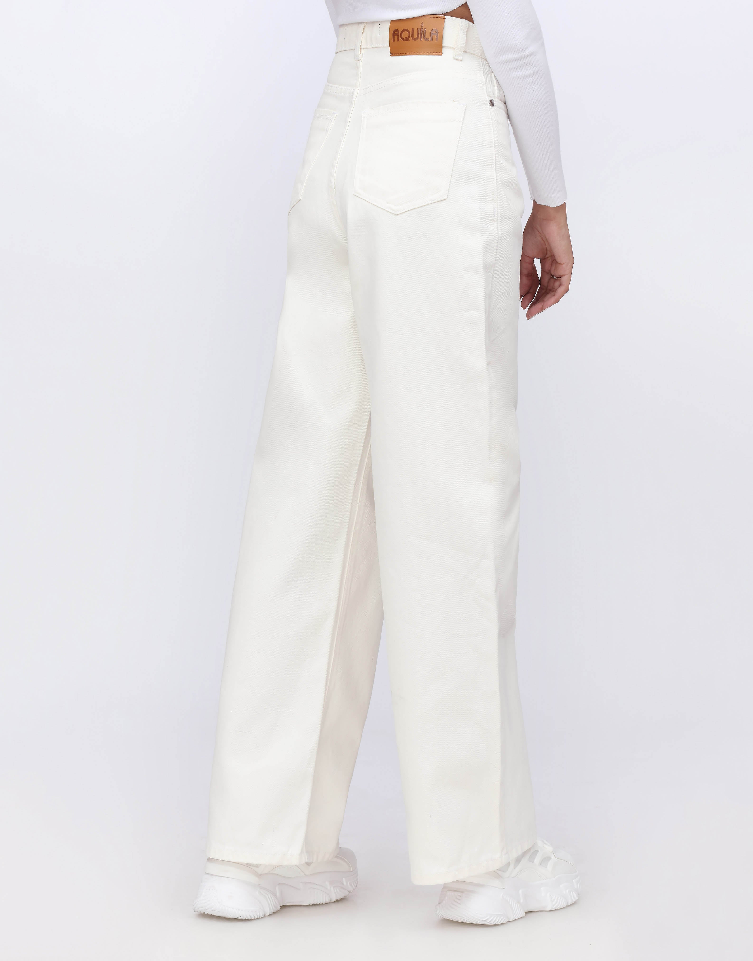 Pure Shape™ | High-Waist Wide-Leg Jeans in Weiss