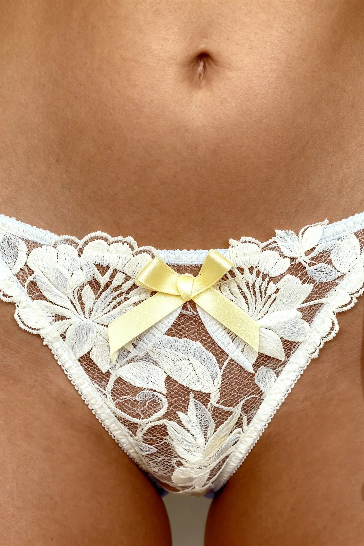 Blush Petal™ | Spitzen-Lingerie-Set in Gelb-Weiss