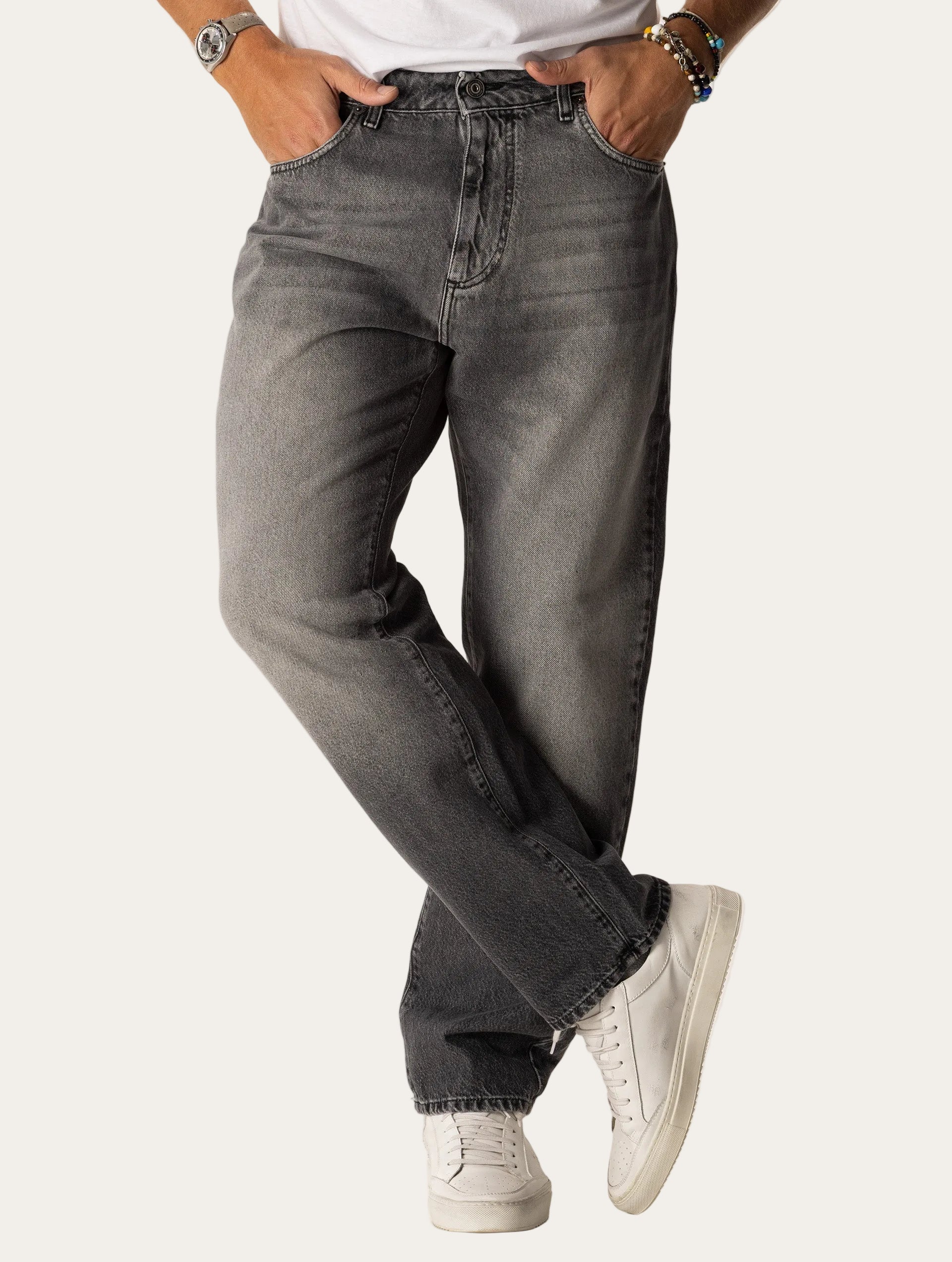 Soren™ | Straight Jeans in Washed Grey