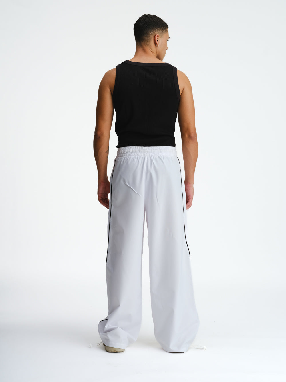 Elion™ | Weiss | Loose Fit Hose